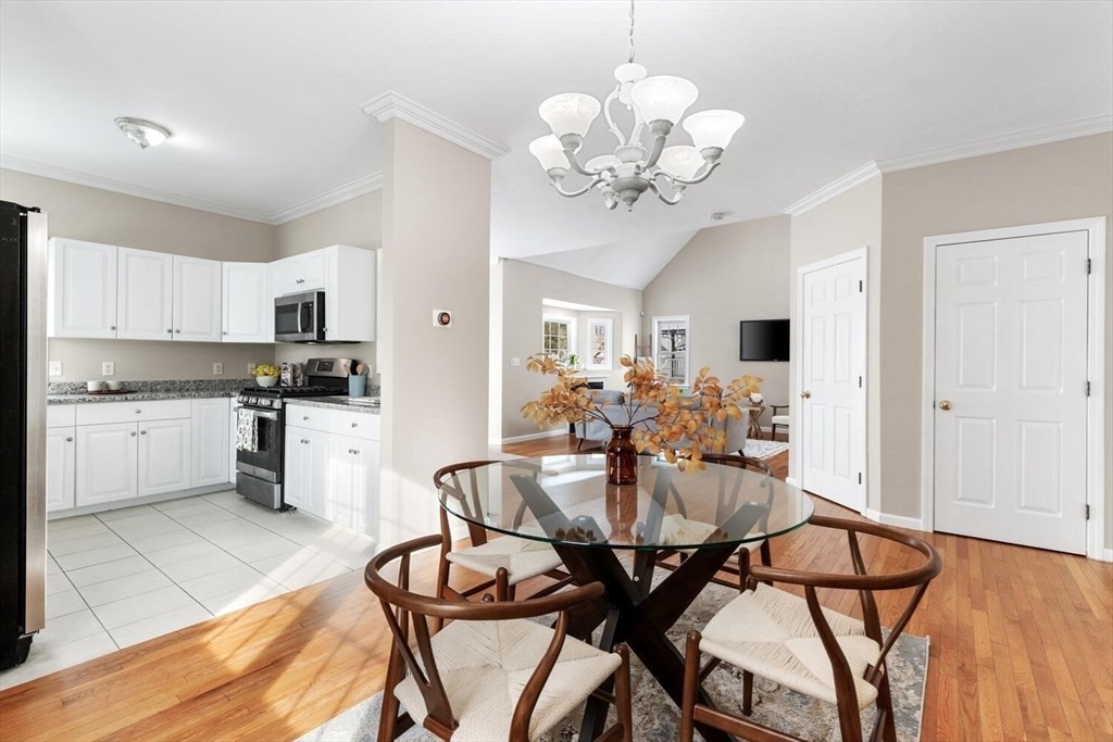 35 Tea Party Way Malden, MA 02148 - Photo 22 of 39