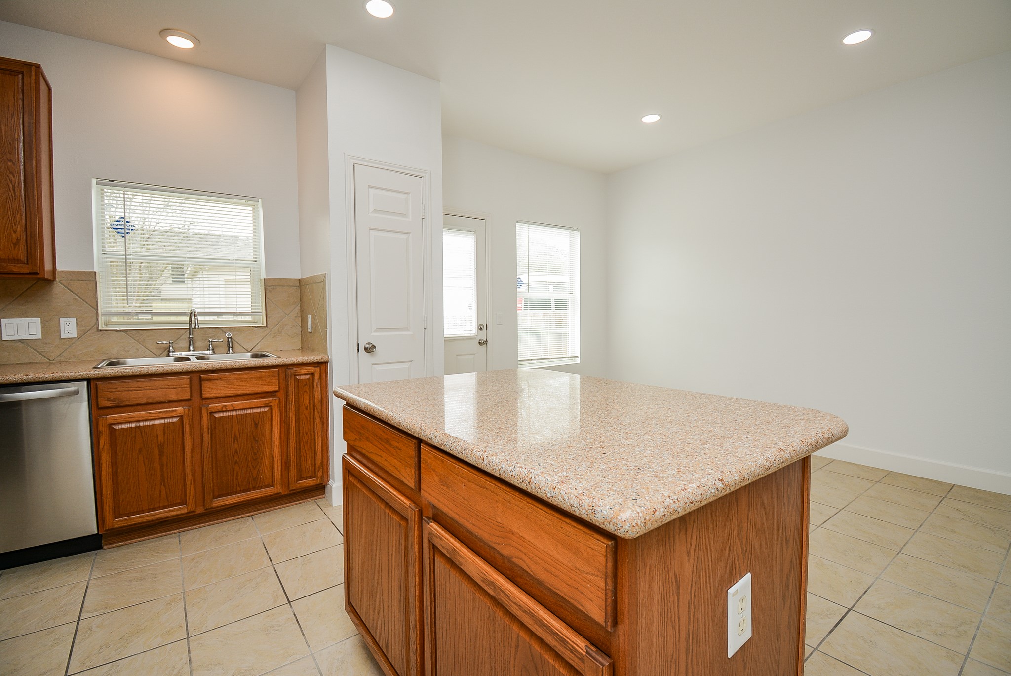 29725 Sullivan Oaks Drive Spring, TX 77386 - Photo 9 of 32 a bathroom with a sink a vanity and a mirror