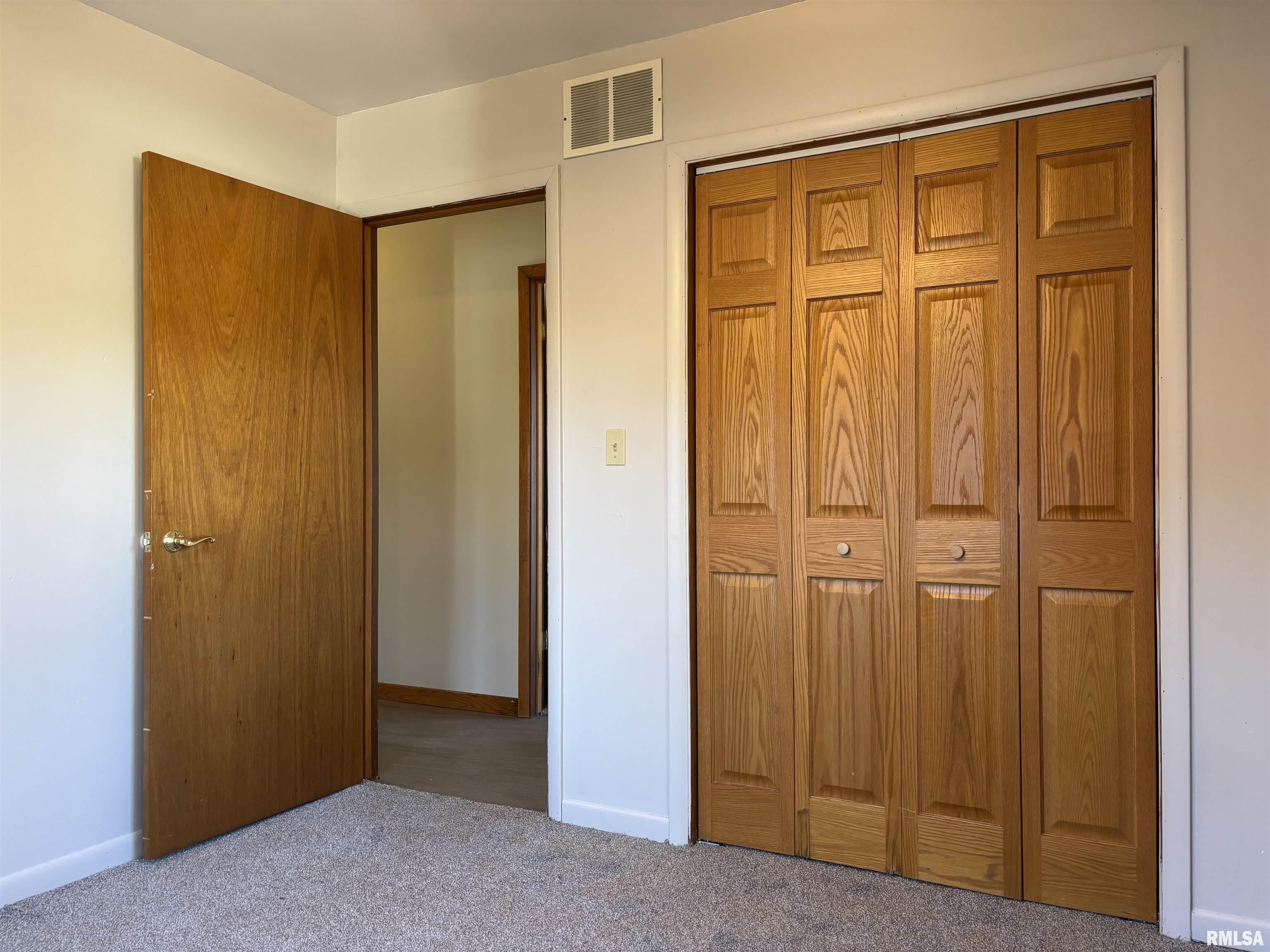501 Park Street Lacon, IL 61540 - Photo 14 of 42