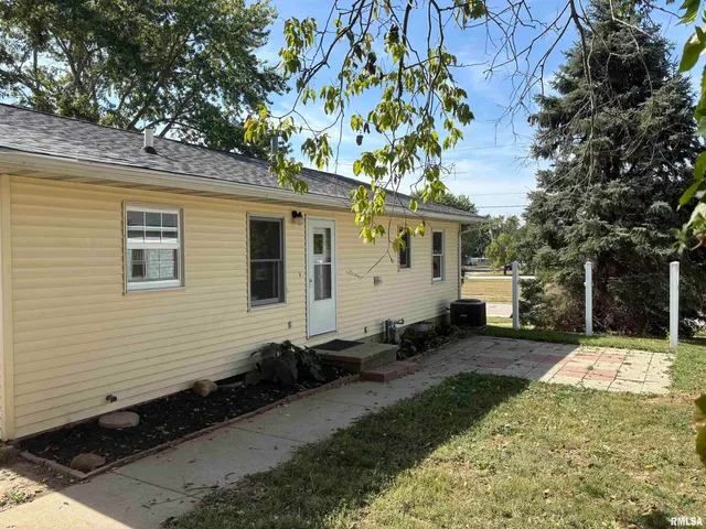 $159,000 | 501 Park Street, Lacon, IL 61540