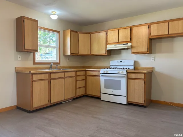 $159,000 | 501 Park Street, Lacon, IL 61540