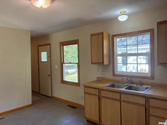 $159,000 | 501 Park Street, Lacon, IL 61540