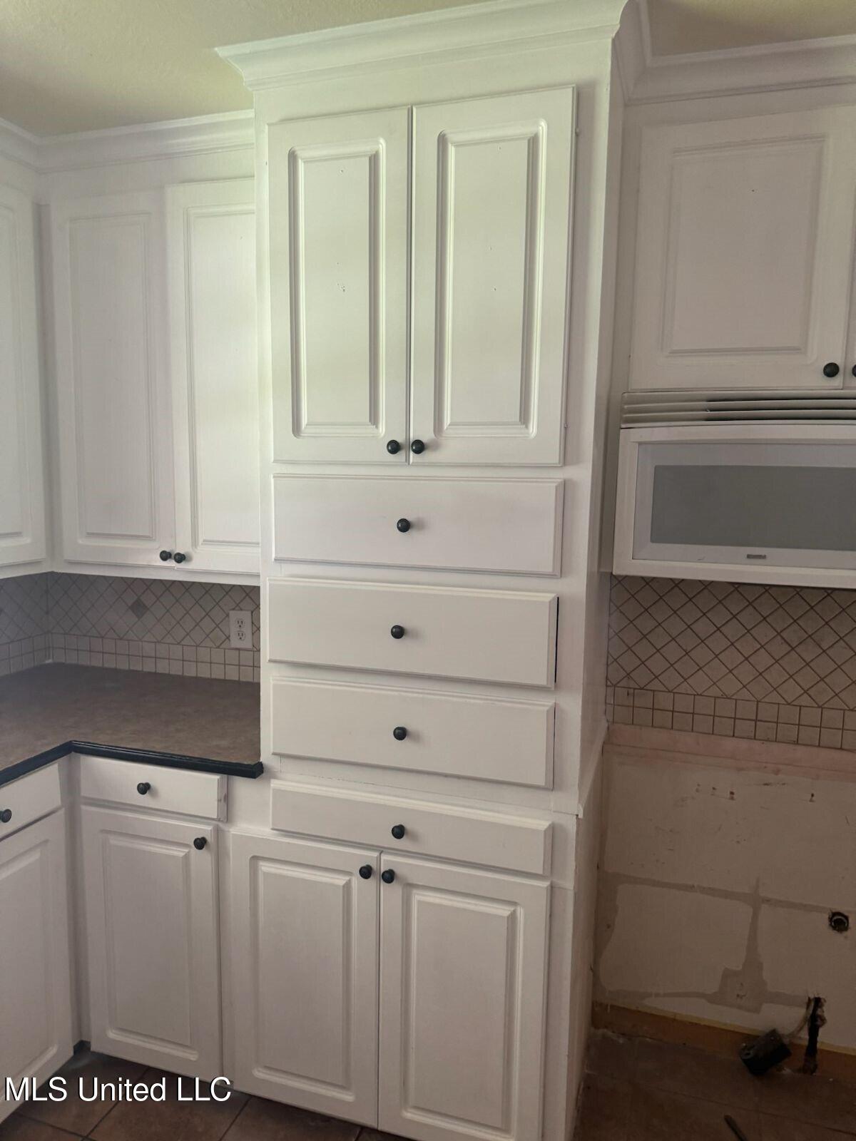 3416 36th Place Meridian, MS 39307 - Photo 3 of 11 1