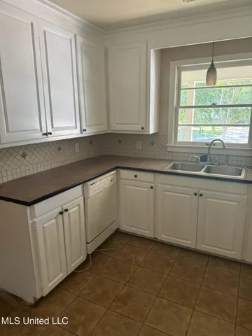 $1,195 | 3416 36th Place, Meridian, MS 39307