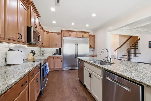 $725,000 | 747 Deer Valley Drive, Hixson, TN 37343