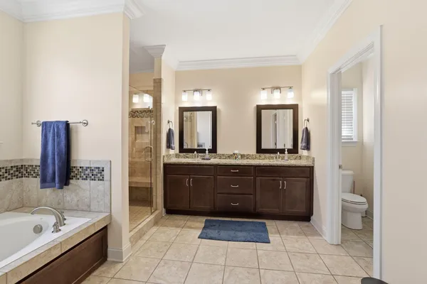 $725,000 | 747 Deer Valley Drive, Hixson, TN 37343