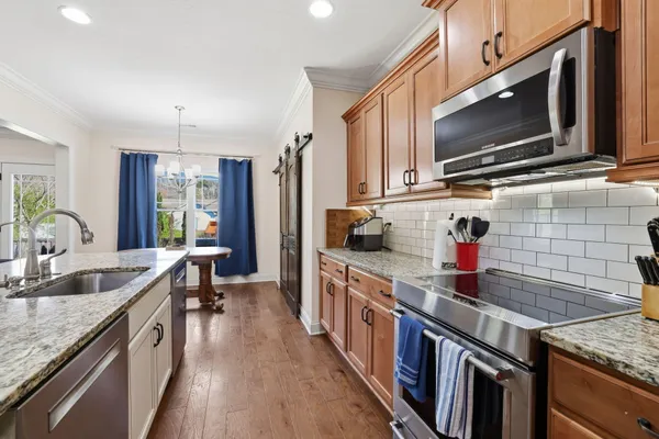 $725,000 | 747 Deer Valley Drive, Hixson, TN 37343