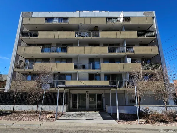 a view of a large building