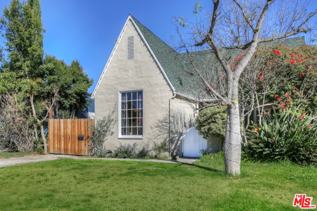 3427 Ferncroft Road Los Angeles, CA 90039 - Photo 2 of 27 Gallery Image 2