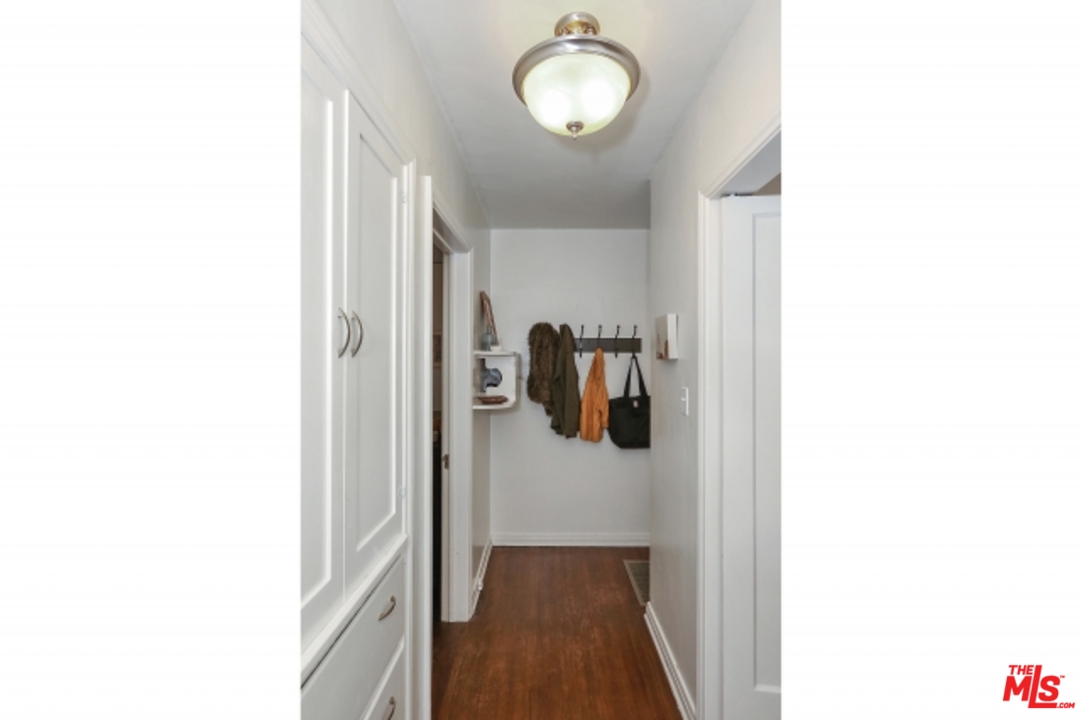 3427 Ferncroft Road Los Angeles, CA 90039 - Photo 21 of 27 Gallery Image 21