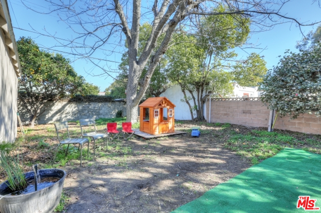 3427 Ferncroft Road Los Angeles, CA 90039 - Photo 25 of 27 Gallery Image 25