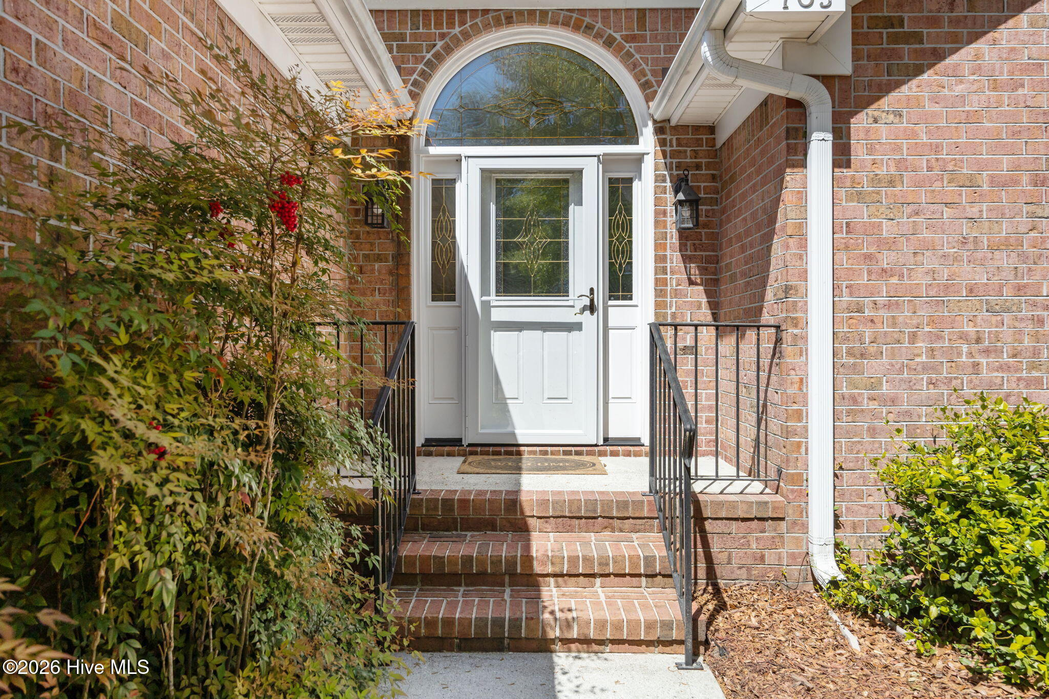 705 Valley Brook Road Wilmington, NC 28412 - Photo 2 of 53 3-web-or-mls-IMG_3570