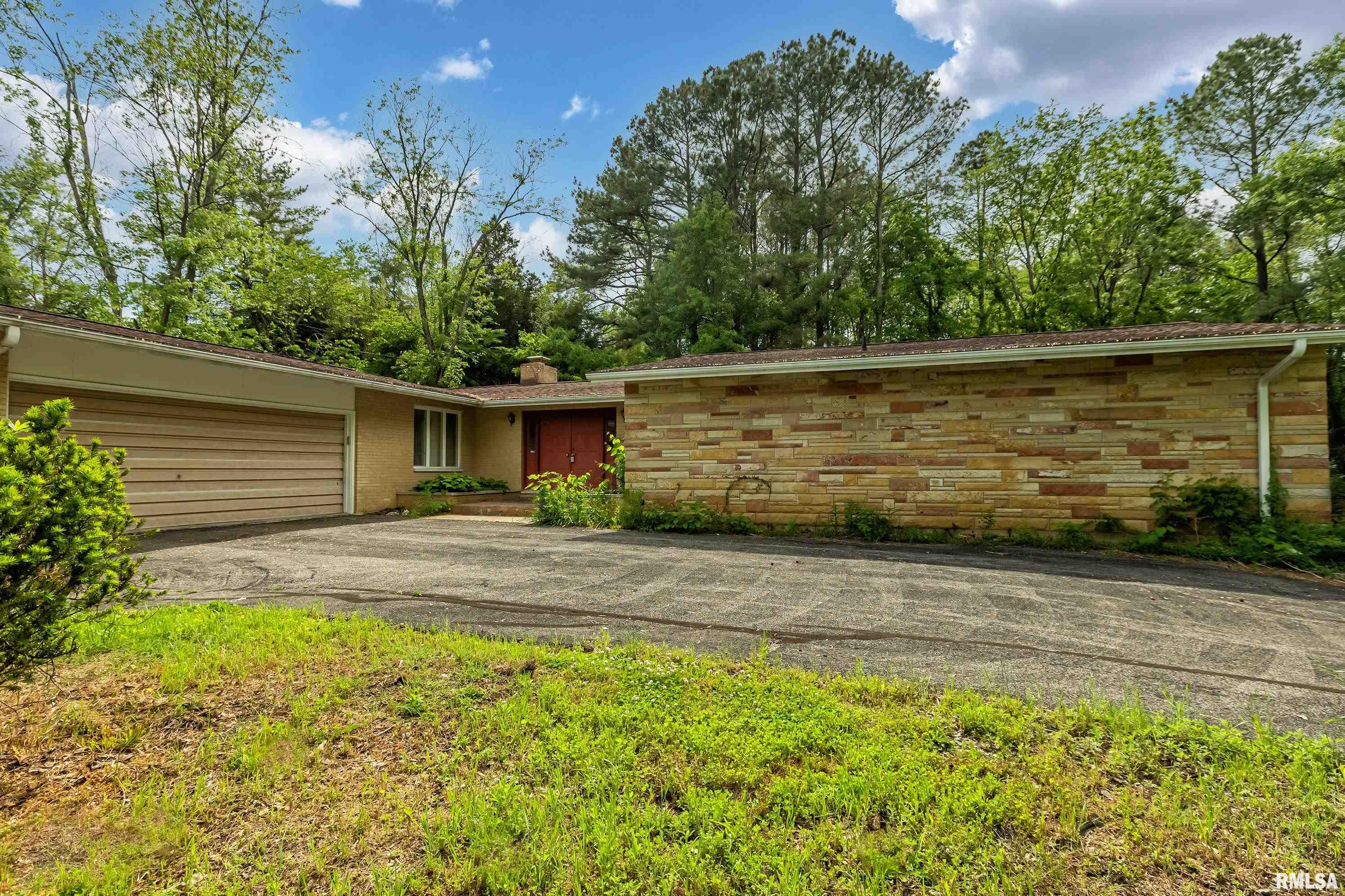 1063 Wood Road Murphysboro, IL 62966 - Photo 1 of 38