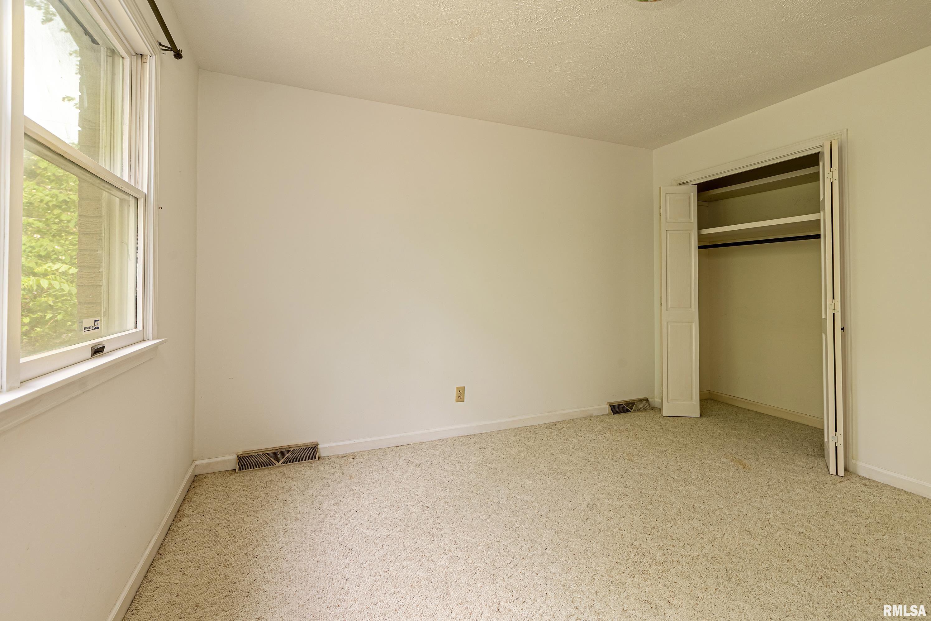 1063 Wood Road Murphysboro, IL 62966 - Photo 23 of 38