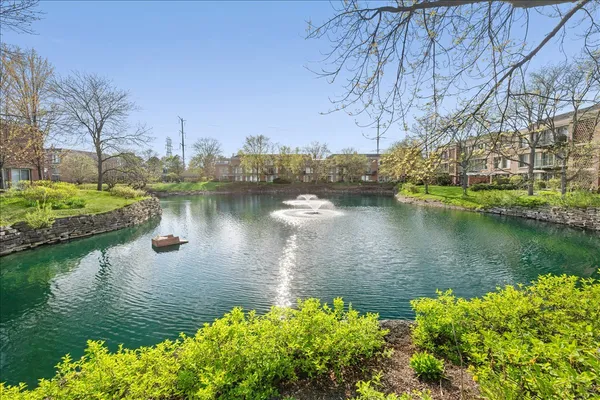 $699,000 | 1040 Arbor Lane, Northfield, IL 60093
