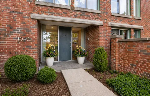 $699,000 | 1040 Arbor Lane, Northfield, IL 60093