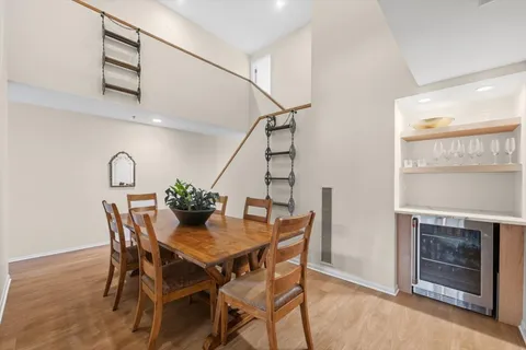 $699,000 | 1040 Arbor Lane, Northfield, IL 60093