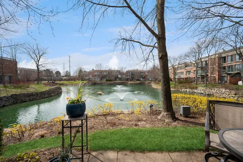 $699,000 | 1040 Arbor Lane, Northfield, IL 60093