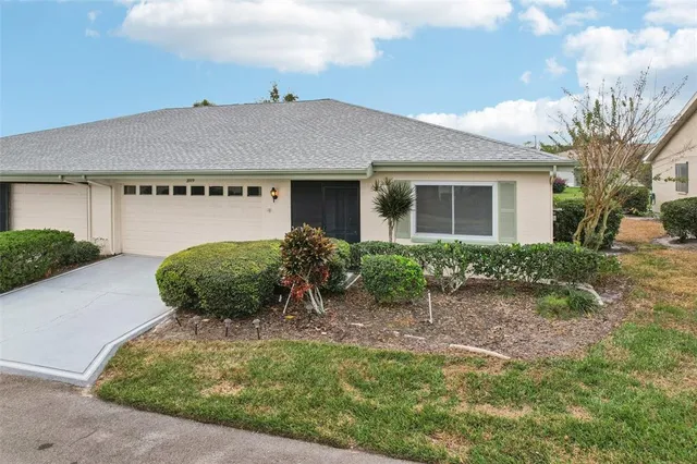 $214,900 | 2009 Hereford Drive, Sun City Center, FL 33573