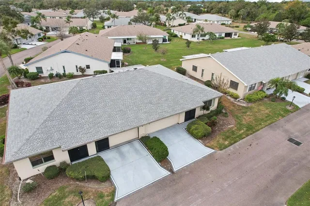 $214,900 | 2009 Hereford Drive, Sun City Center, FL 33573