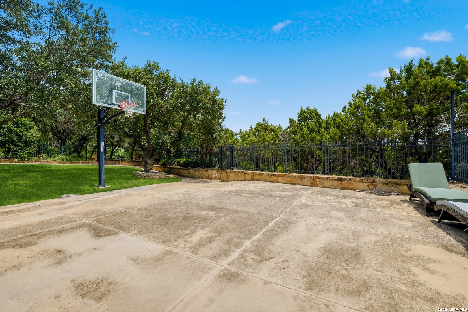 13126 Spring Run Helotes, TX 78023 - Photo 29 of 38