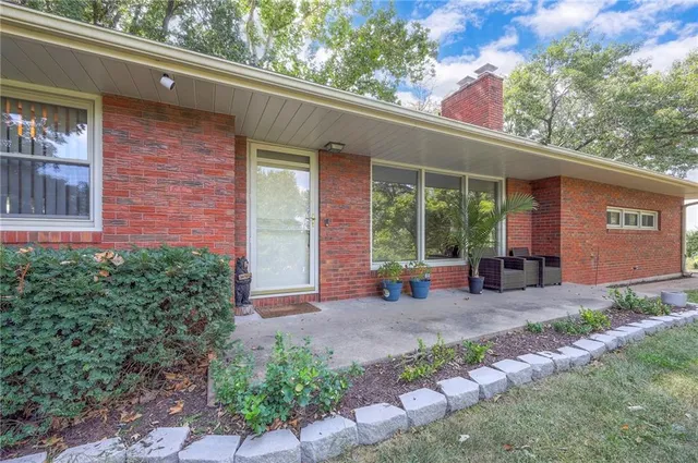 $471,000 | 4036 Shrine Park Road, Leavenworth, KS 66048