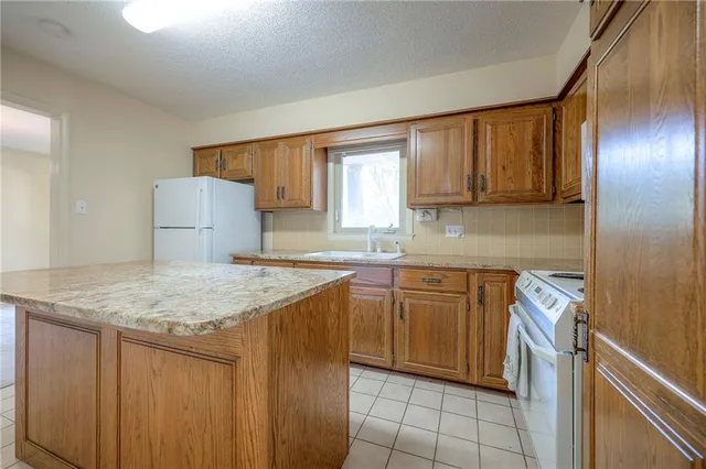 $471,000 | 4036 Shrine Park Road, Leavenworth, KS 66048