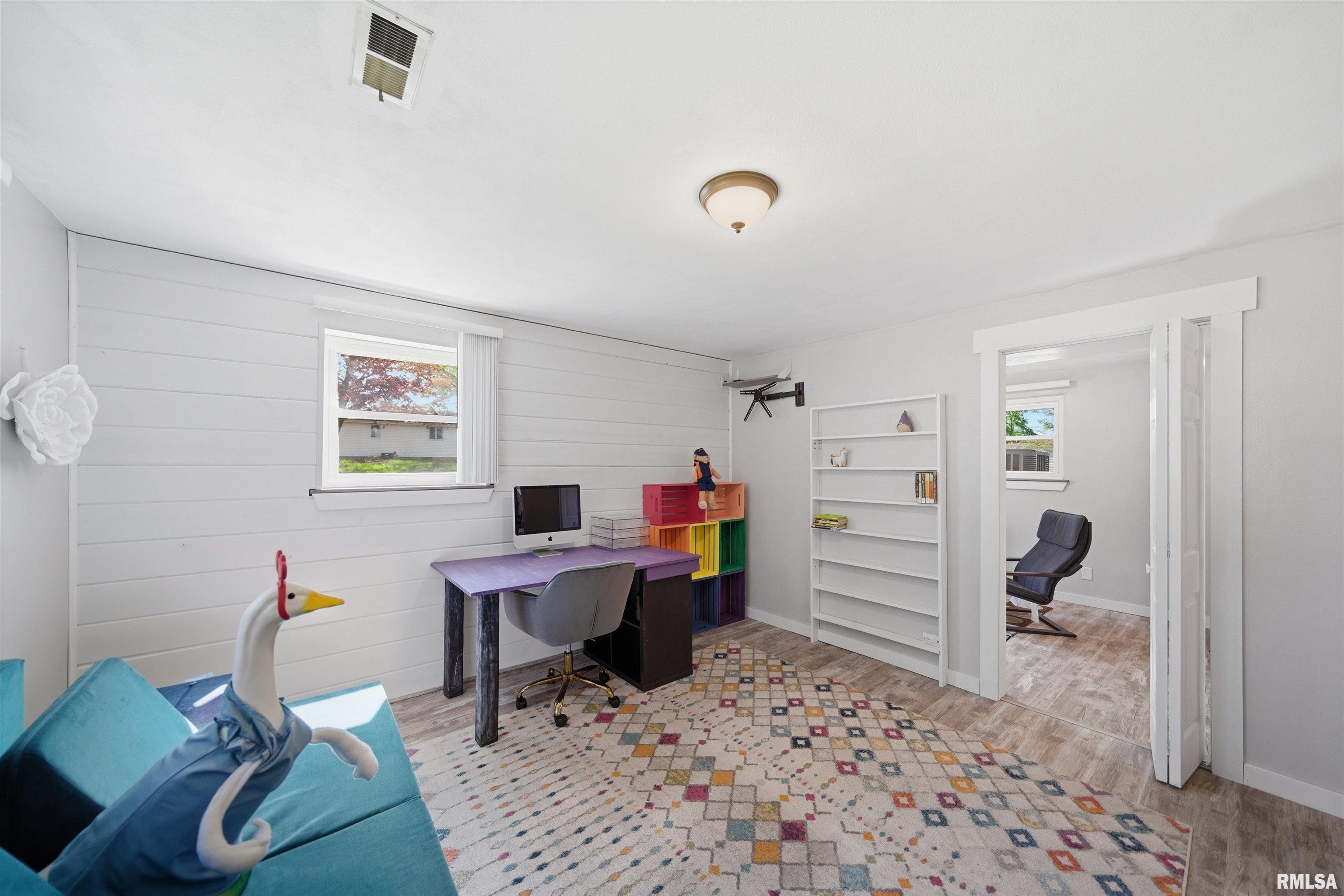 2276 Robin Road Washington, IL 61571 - Photo 39 of 44 Gallery Image 39