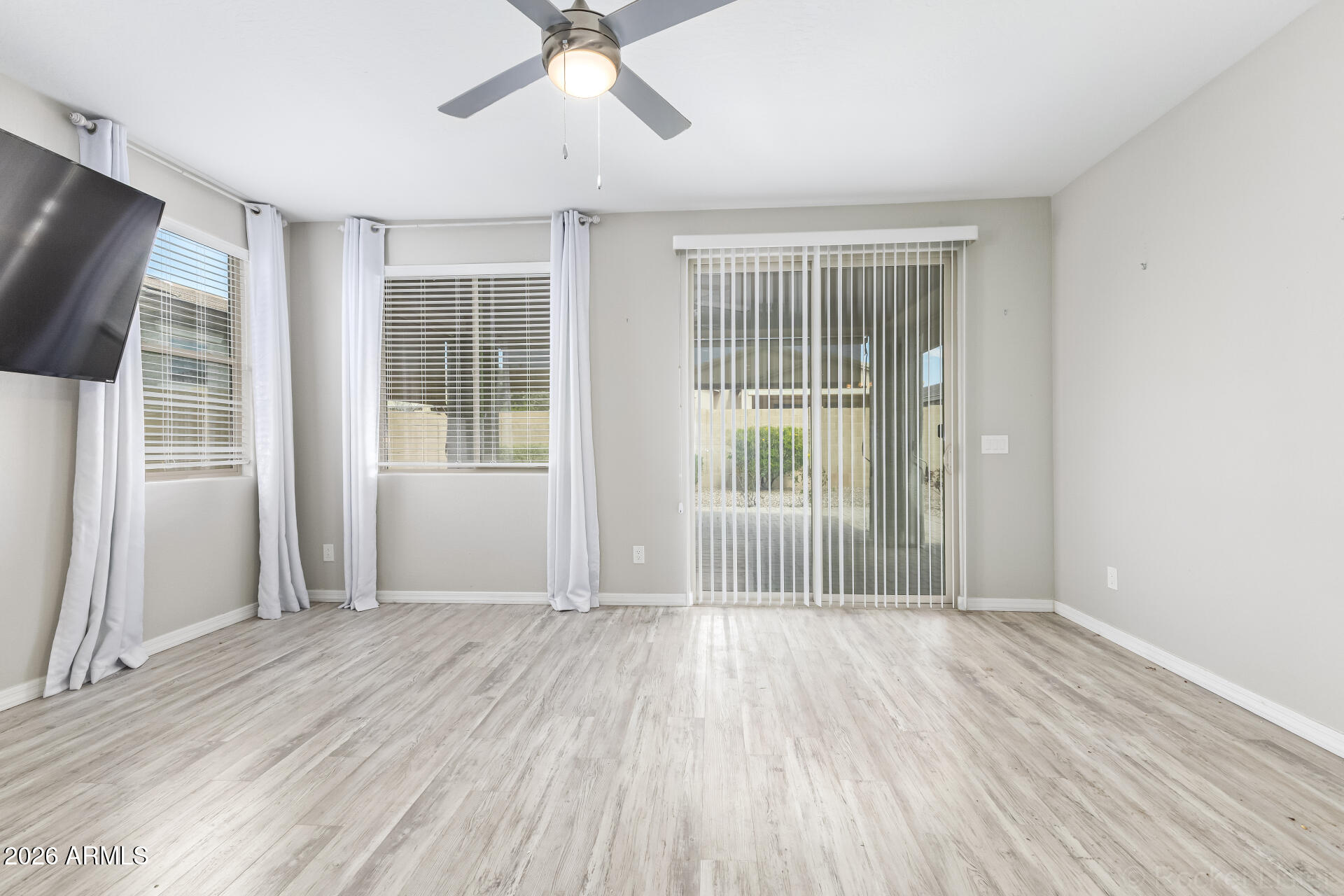5645 South Colt Mesa, AZ 85212 - Photo 7 of 28 07 - Colt