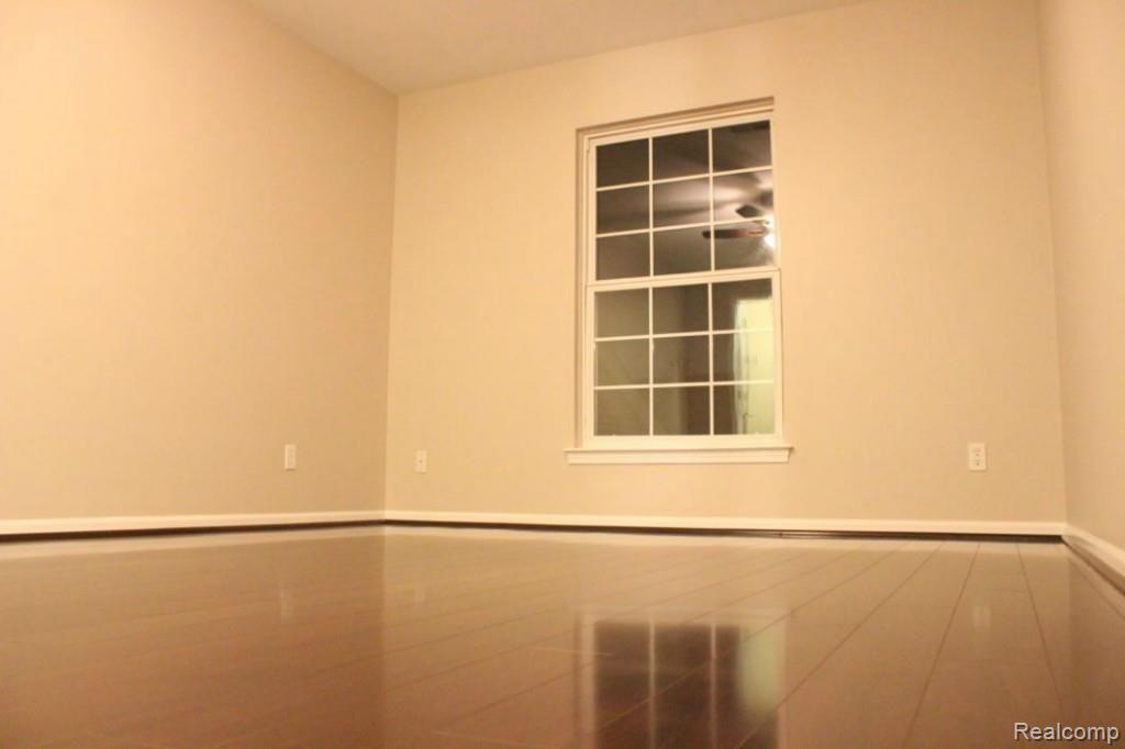 3719 Oakmonte Boulevard Rochester, MI 48306 - Photo 26 of 32 IMG_0749.jpg