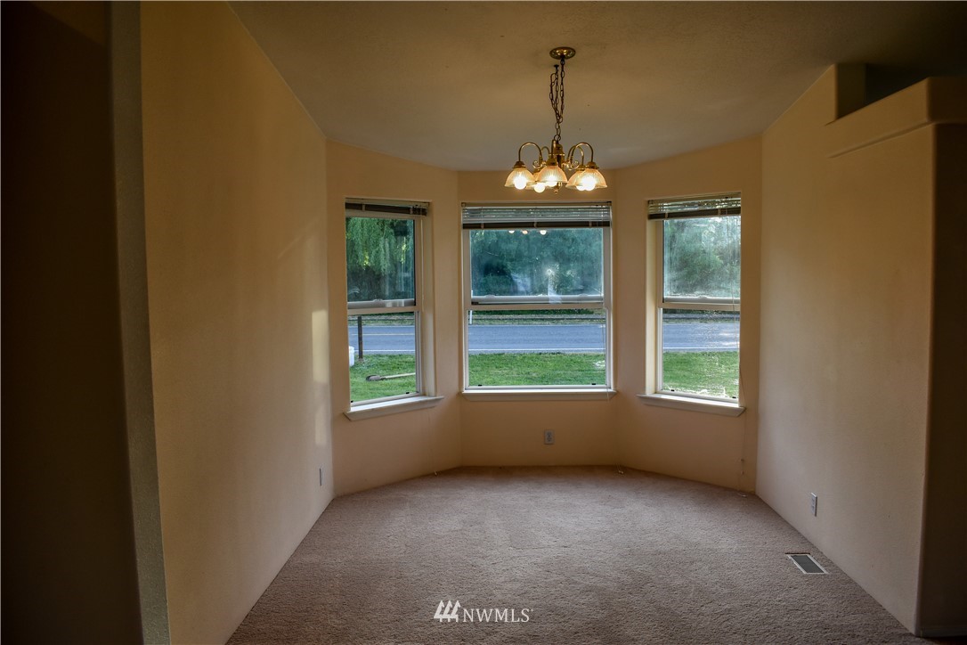 702 Nooksack Road Nooksack, WA 98276 - Photo 12 of 18