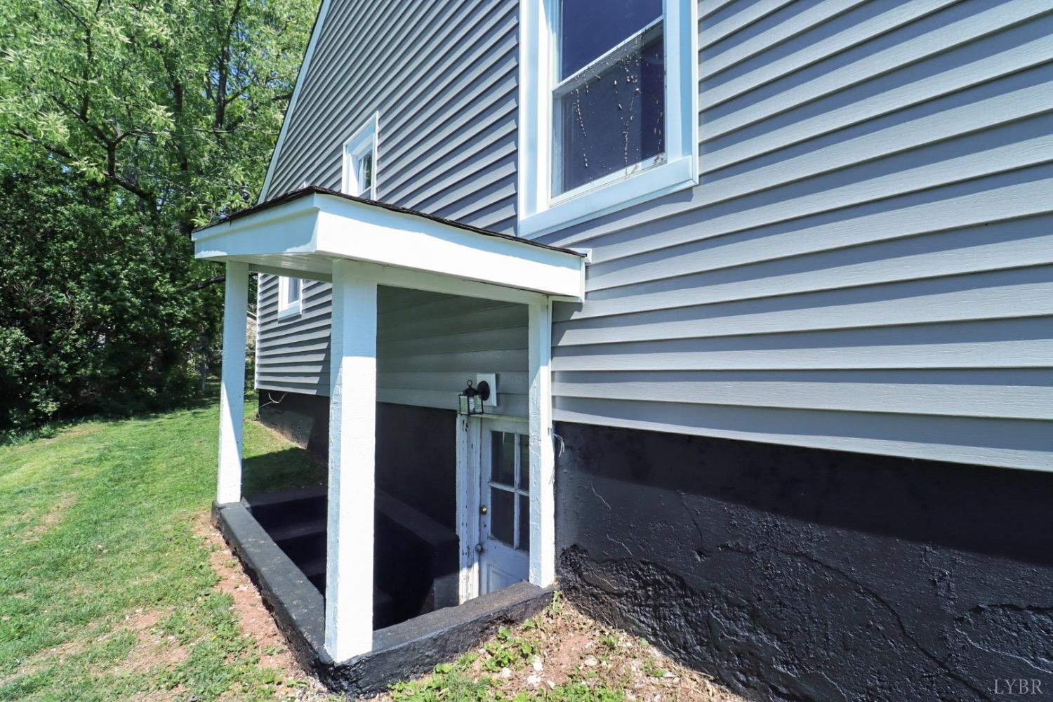 208 Blue Ridge Street Lynchburg, VA 24501 - Photo 11 of 40 Gallery Image 11