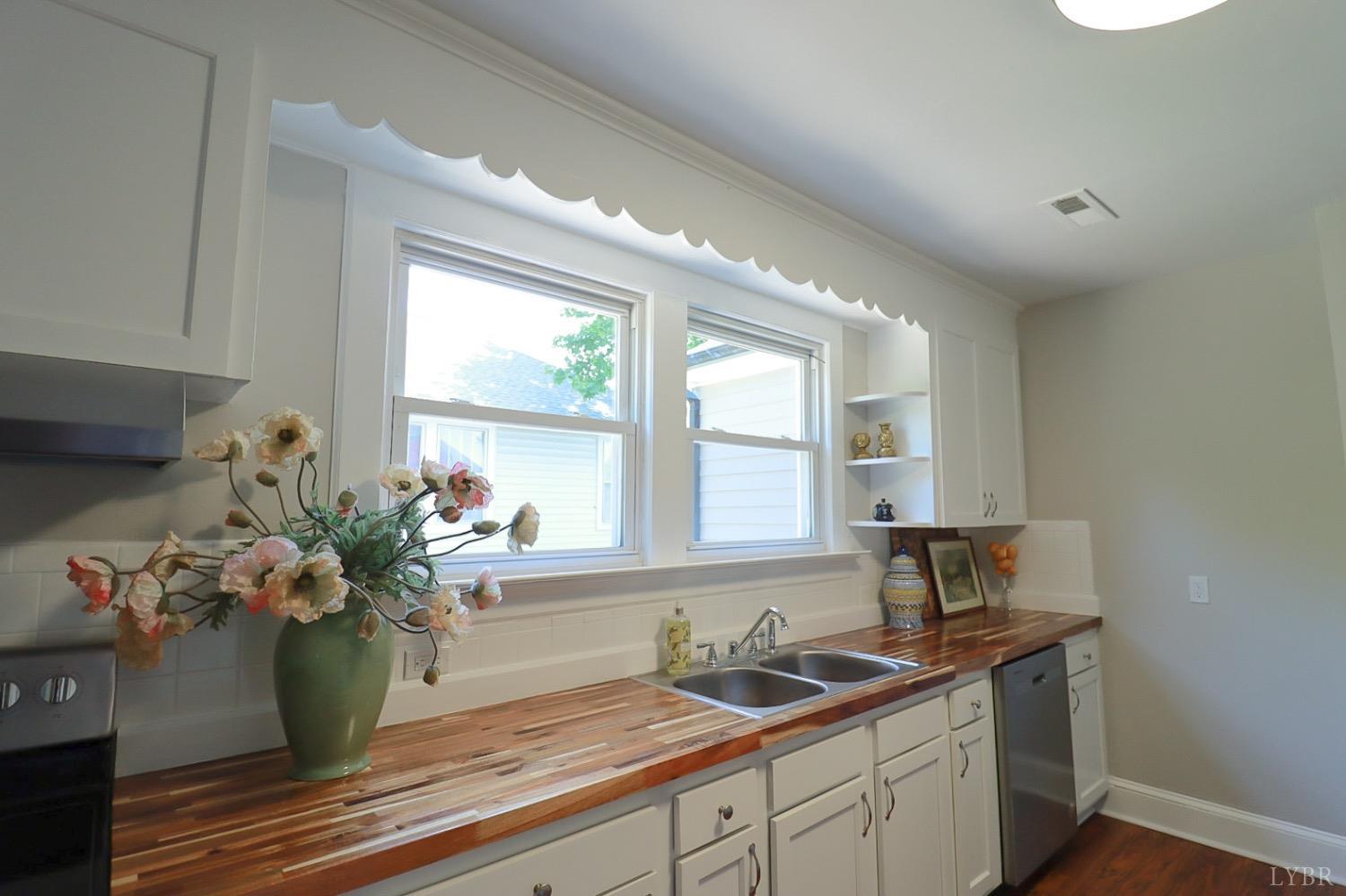 208 Blue Ridge Street Lynchburg, VA 24501 - Photo 19 of 40 Gallery Image 19
