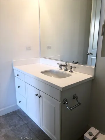 $5,800 | 81 Peppermint, Irvine, CA 92620