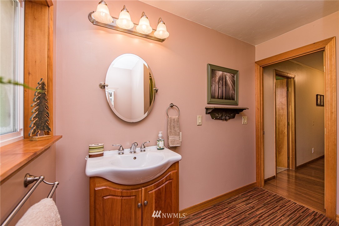 135 East Ahlvers Road Port Angeles, WA 98362 - Photo 14 of 25 Gallery Image 14