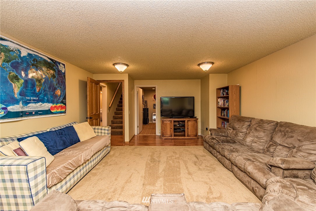 135 East Ahlvers Road Port Angeles, WA 98362 - Photo 16 of 25 Gallery Image 16