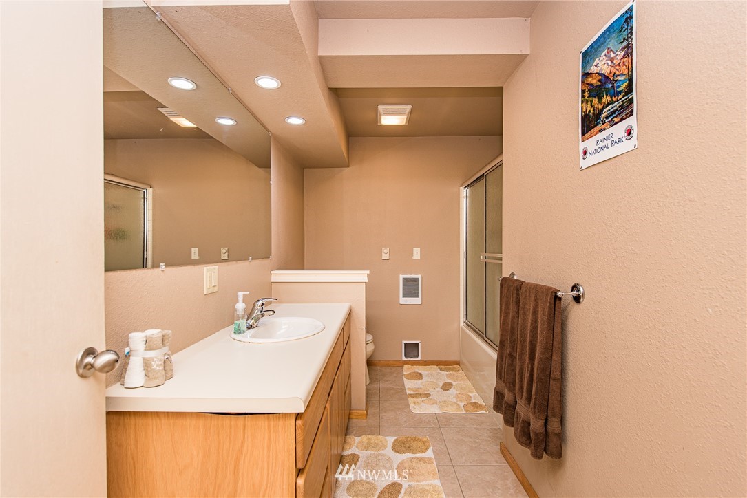 135 East Ahlvers Road Port Angeles, WA 98362 - Photo 20 of 25 Gallery Image 20