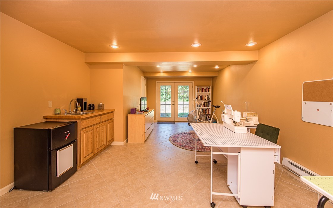 135 East Ahlvers Road Port Angeles, WA 98362 - Photo 21 of 25 Gallery Image 21