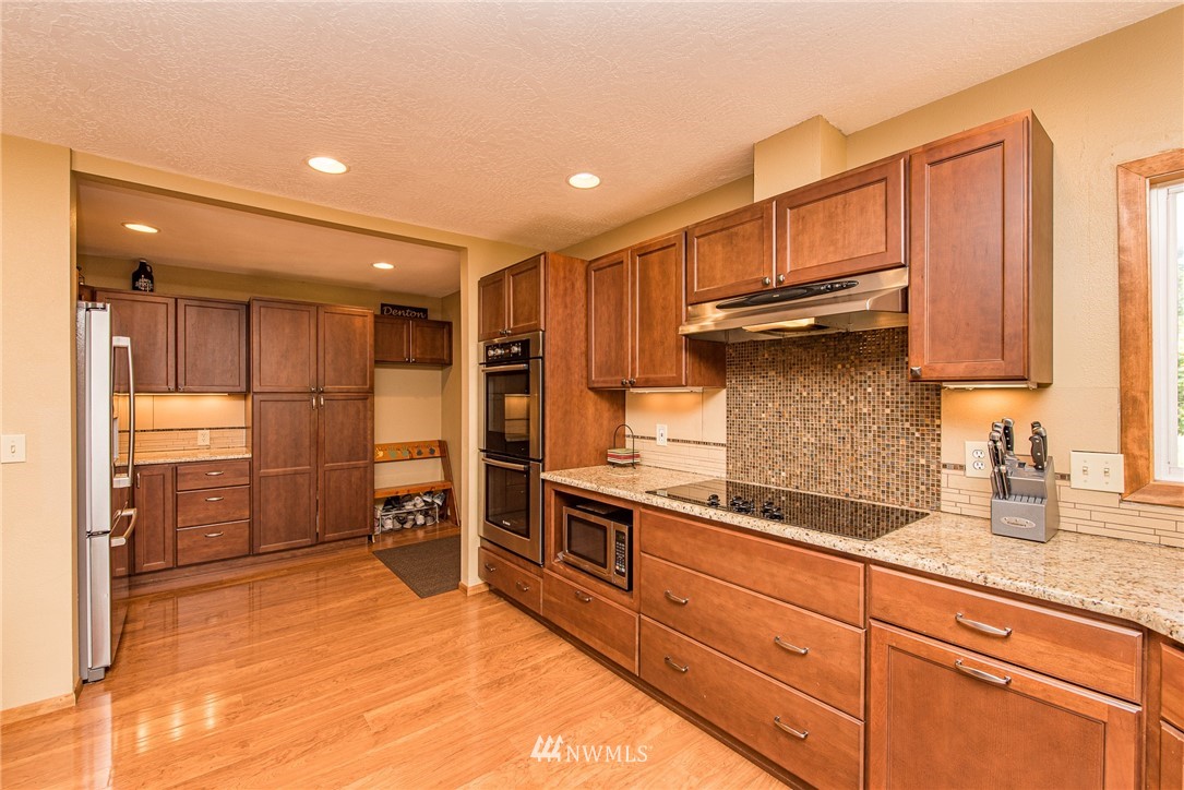 135 East Ahlvers Road Port Angeles, WA 98362 - Photo 9 of 25 Gallery Image 9