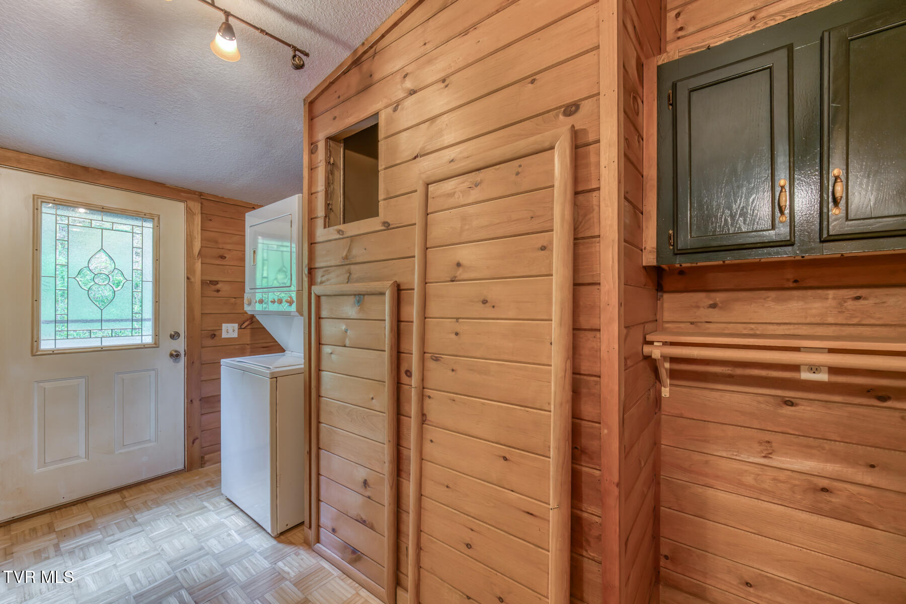 4166 Pine Orchard Road Butler, TN 37640 - Photo 26 of 32 4166 Pine Orchard Rd-26