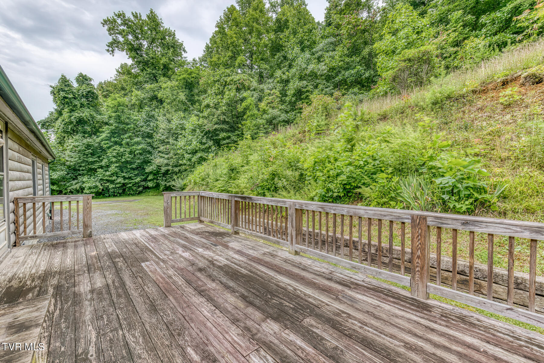 4166 Pine Orchard Road Butler, TN 37640 - Photo 3 of 32 4166 Pine Orchard Rd-3