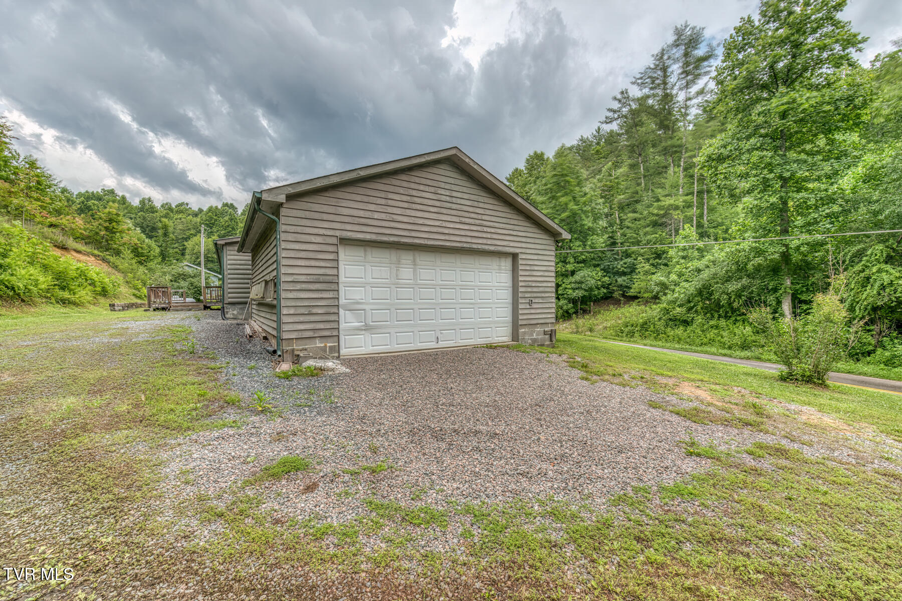 4166 Pine Orchard Road Butler, TN 37640 - Photo 31 of 32 4166 Pine Orchard Rd-31
