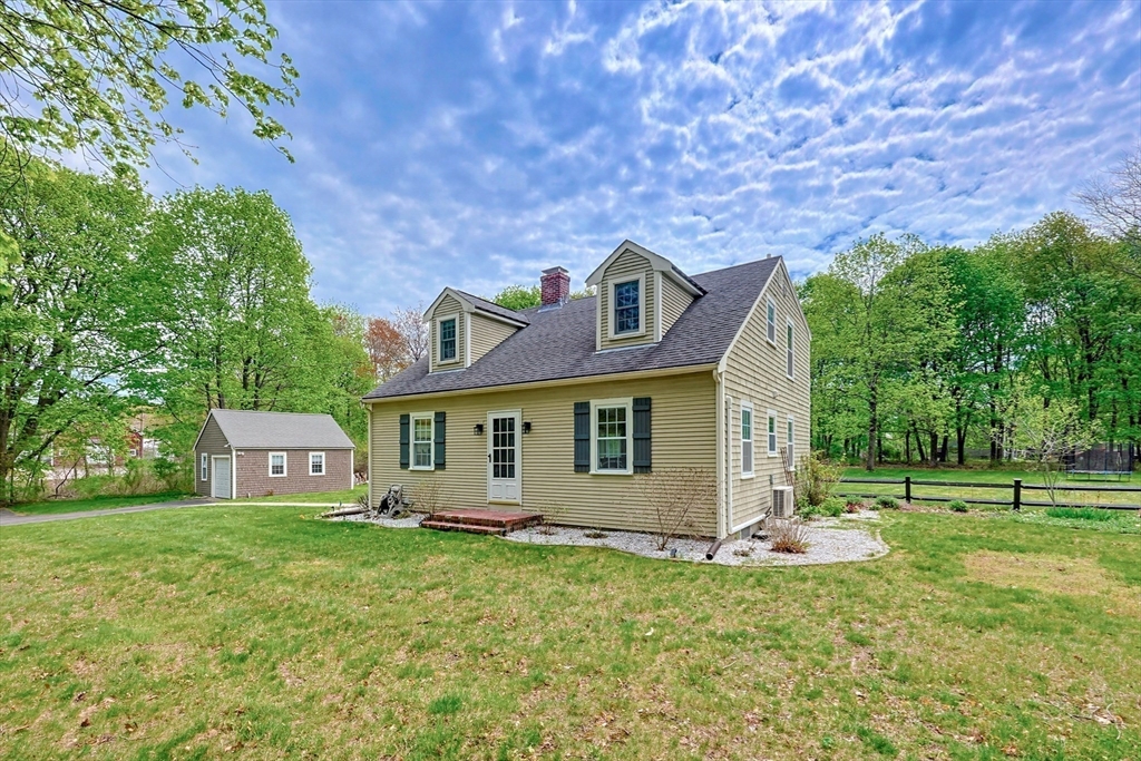 424 Dedham Street Wrentham, MA 02093 - Photo 1 of 40