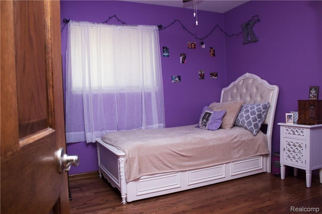 48445 Willow Road Belleville, MI 48111 - Photo 23 of 23 IMG_3433.jpg