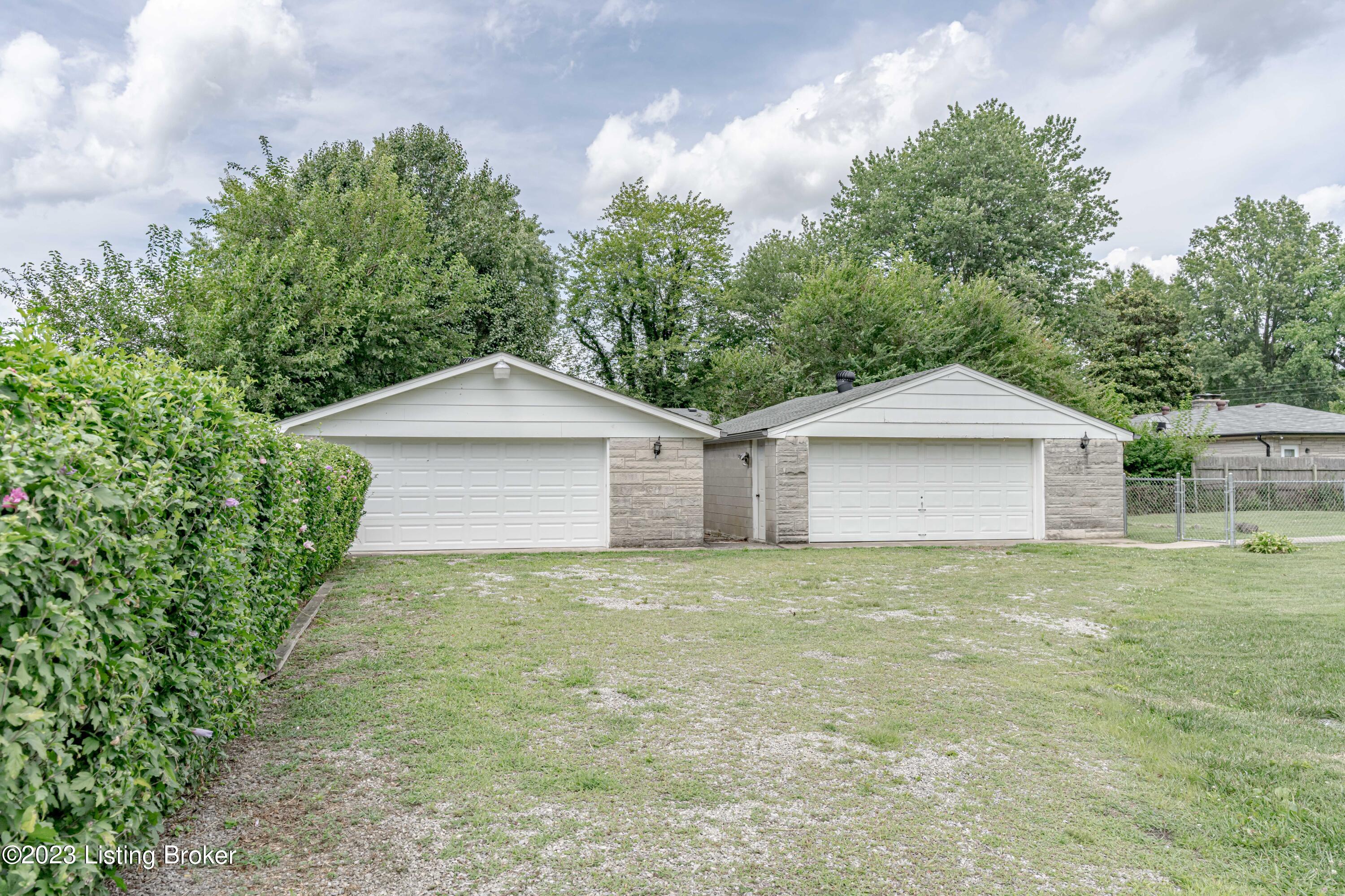 5801 Maryman Road Louisville, KY 40258 - Photo 66 of 71 DSC03931