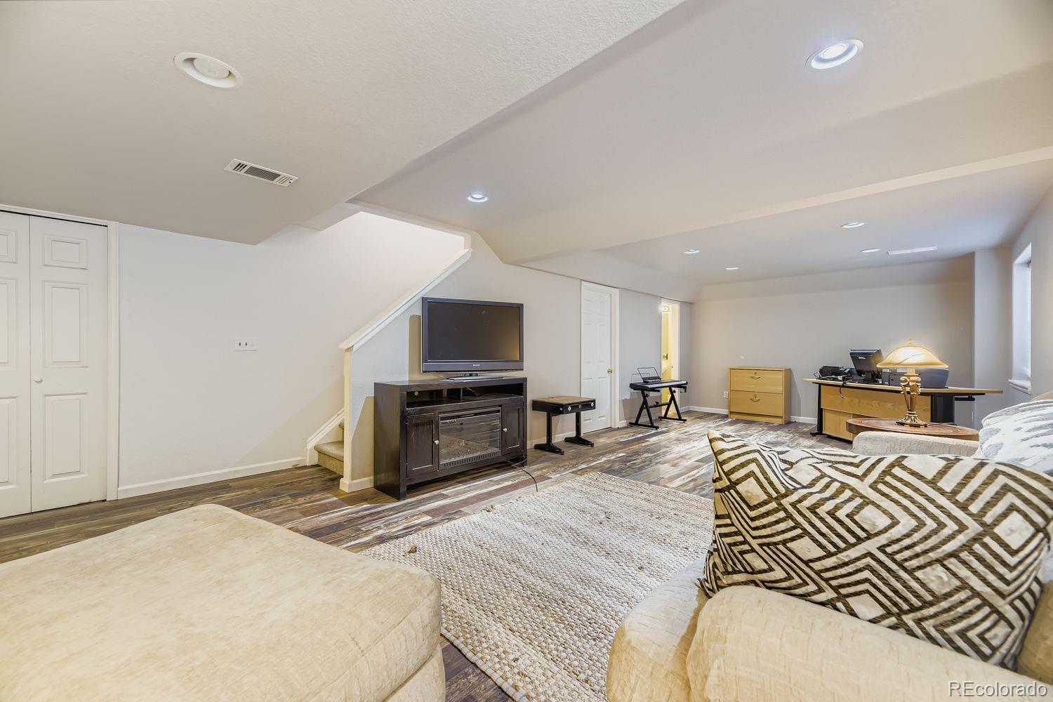 9568 Parramatta Place Highlands Ranch, CO 80130 - Photo 19 of 30 Gallery Image 19