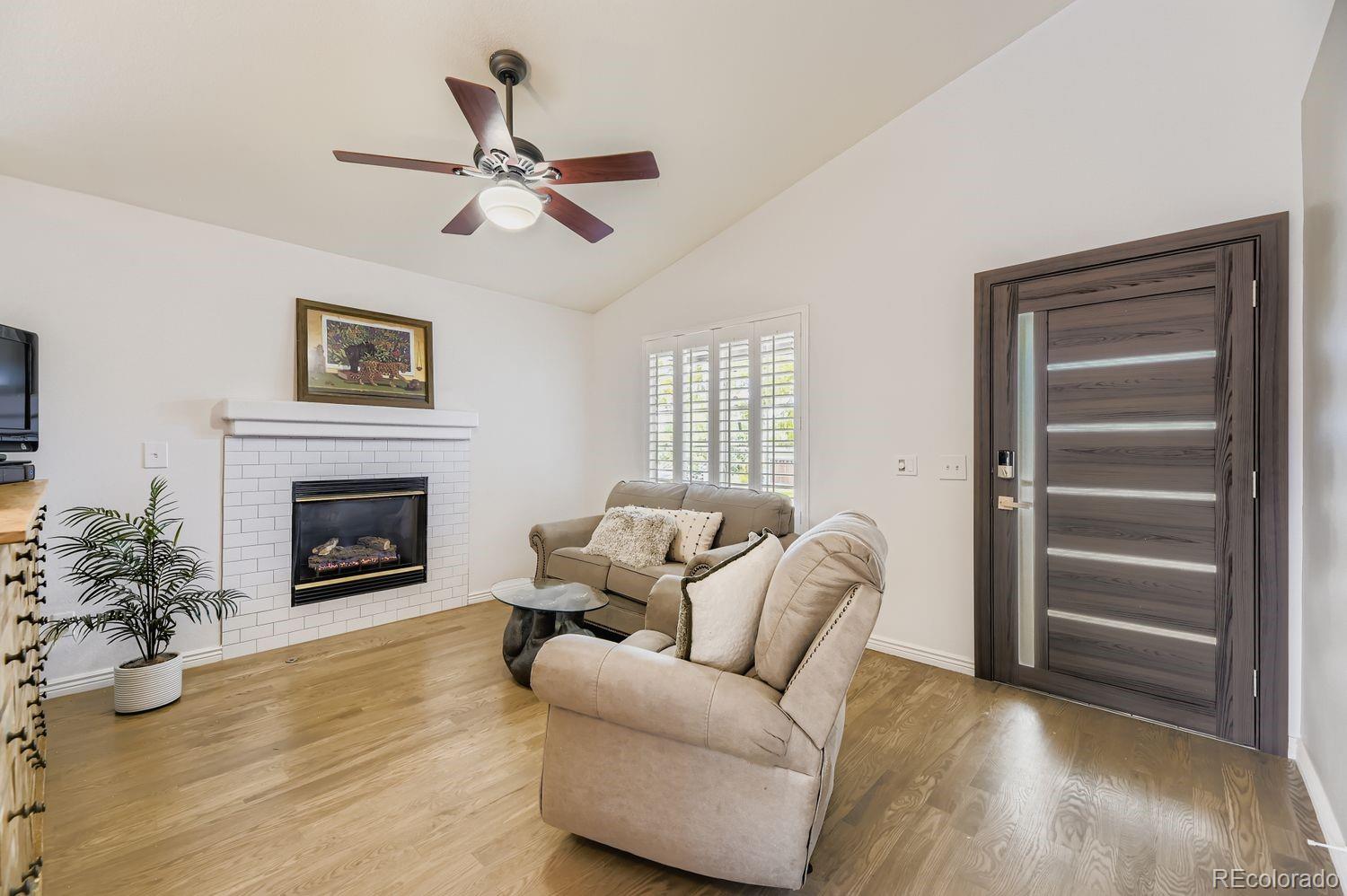 9568 Parramatta Place Highlands Ranch, CO 80130 - Photo 2 of 30 Gallery Image 2