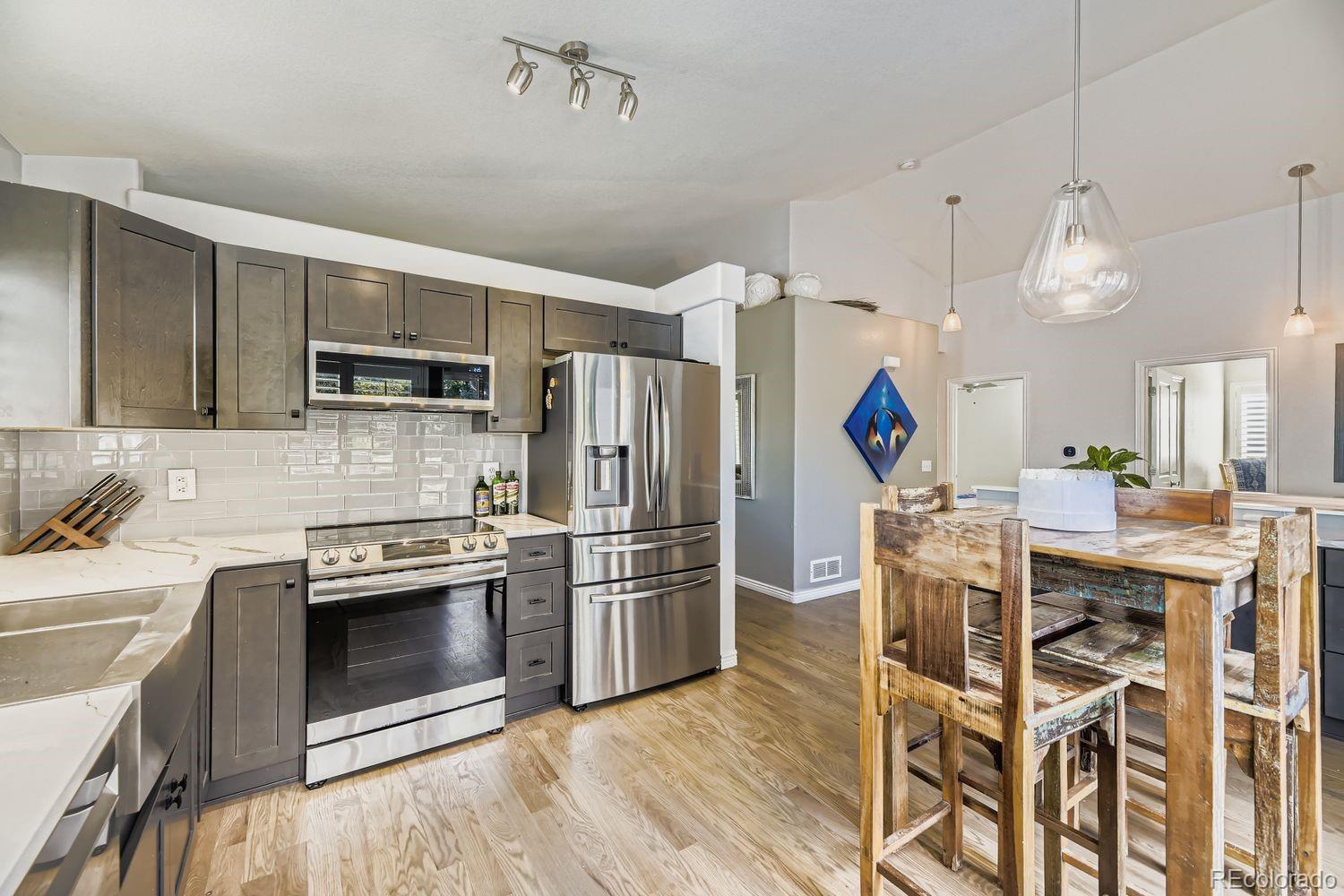 9568 Parramatta Place Highlands Ranch, CO 80130 - Photo 4 of 30 Gallery Image 4