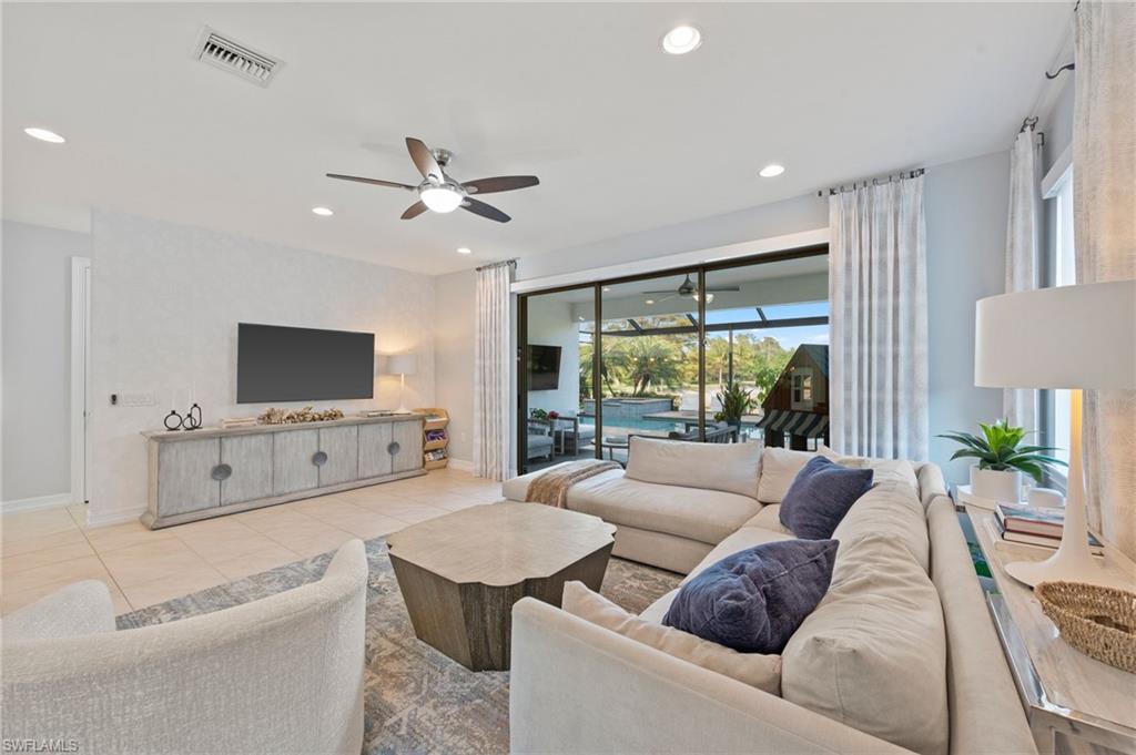 16266 Aberdeen Way Naples, FL 34110 - Photo 12 of 47