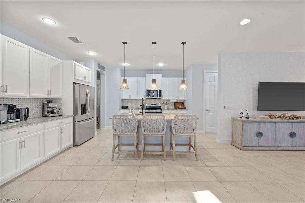 16266 Aberdeen Way Naples, FL 34110 - Photo 15 of 47